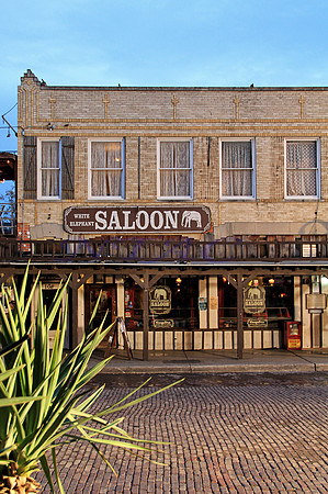 White Elephant Salon_1700MX